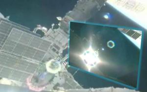 Luz brillante Visita la ISS