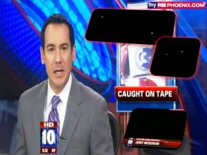 Noticias Fox: Extraño, bulto oscuro visto sobre Phoenix - 30 de septiembre 2011