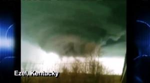 Entrevista con la mujer de Kentucky quién probó a "Rezar al tornado EF3 para que se fuera" - Marzo 2012