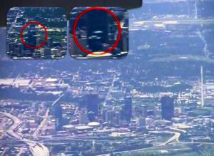 OVNIs sobre DALLAS - Filmado en avión - 21 de marzo 2012