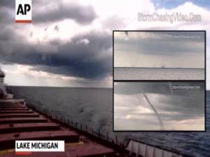 Raro fenómeno natural: 5 trombas marinas en el Lago Michigan