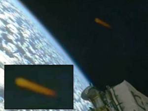 ISS graba OVNI Fastwalker - 26 de noviembre 2012