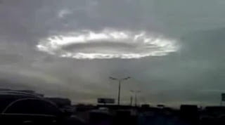 Misteriosos anillos 'OVNI' aparecen sobre Copenhague - 2013