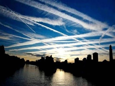 Chemtrails - Estelas químicas