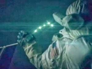 El astronauta Leroy Chiao comenta su avistamiento OVNI de 2005 El astronauta Leroy Chiao comenta su avistamiento OVNI de 2005