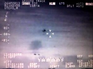 Helicóptero de Seguridad Nacional sigue y graba dos OVNIs sobre Aguadilla en Puerto Rico