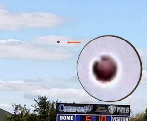 OVNIs: Informes destacables de testigos del 9 al 16 de septiembre 3 Extraño objeto sobre Florence, KY